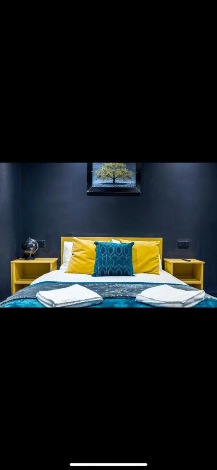 Two Bed Modern Apartment 5Min Walk To Town Centre With Free Parking ! Under New Management Blackpool Exterior foto