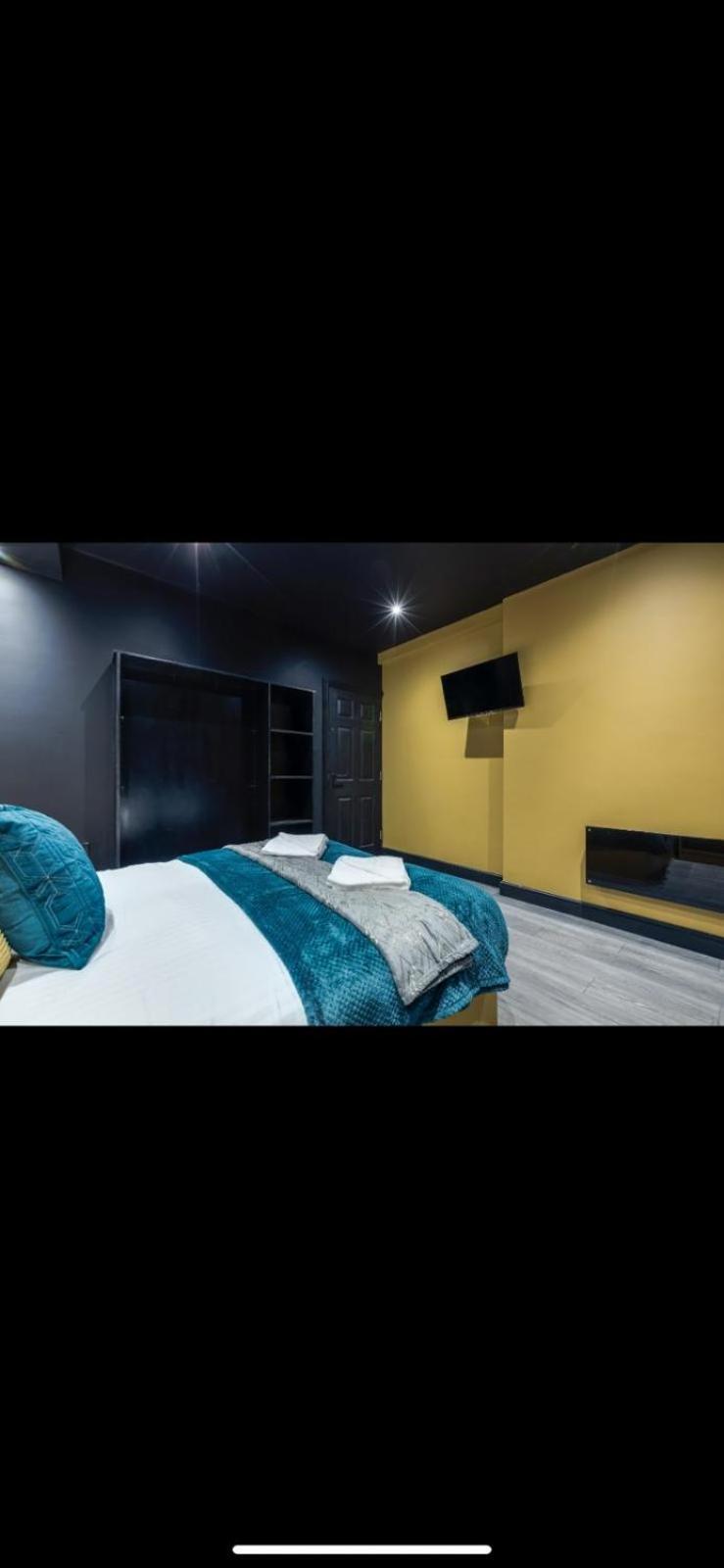 Two Bed Modern Apartment 5Min Walk To Town Centre With Free Parking ! Under New Management Blackpool Exterior foto